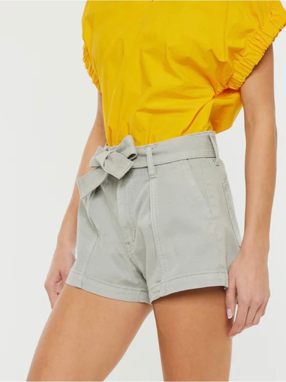 Kancan High-Waist Tie-Belt Women’s Shorts in Light Gray Green